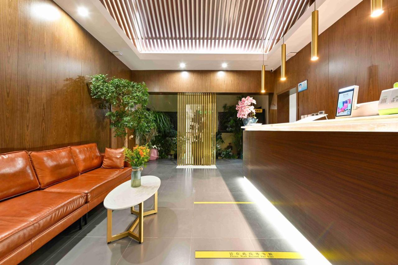 Xingshe Alley Courtyard Hotel Beijing Wangfujing Forbidden City Branch - Breakfast Included & English Speaking Reception & Free Wifi And Laundry Room & Hutong Culture & Cat-Keeping & Flower-Growing Terrace & One Day Tour Service & Free Coffee Exterior foto
