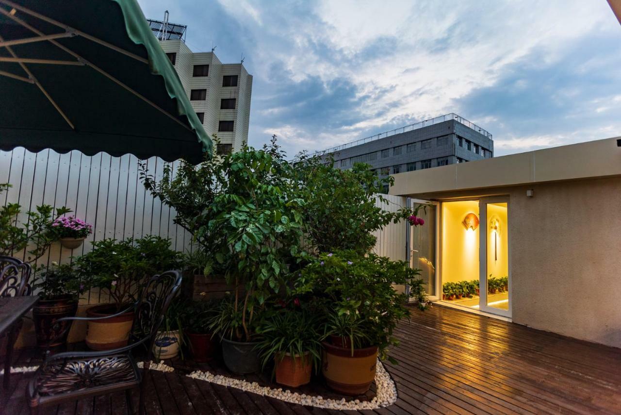 Xingshe Alley Courtyard Hotel Beijing Wangfujing Forbidden City Branch - Breakfast Included & English Speaking Reception & Free Wifi And Laundry Room & Hutong Culture & Cat-Keeping & Flower-Growing Terrace & One Day Tour Service & Free Coffee Exterior foto